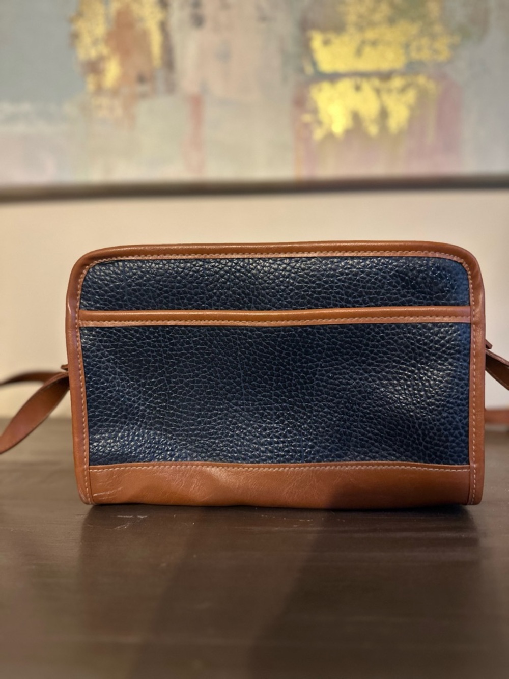 Vintage GUESS Navy and Brown Leather Bag - Picture 3 of 9